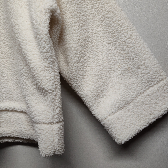 GAP Sherpa Pullover Sweater Women Size M Cream High Neck Cozy Comfy Fall Winter - Picture 3 of 7